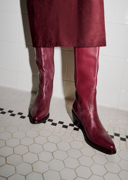 loretta boot