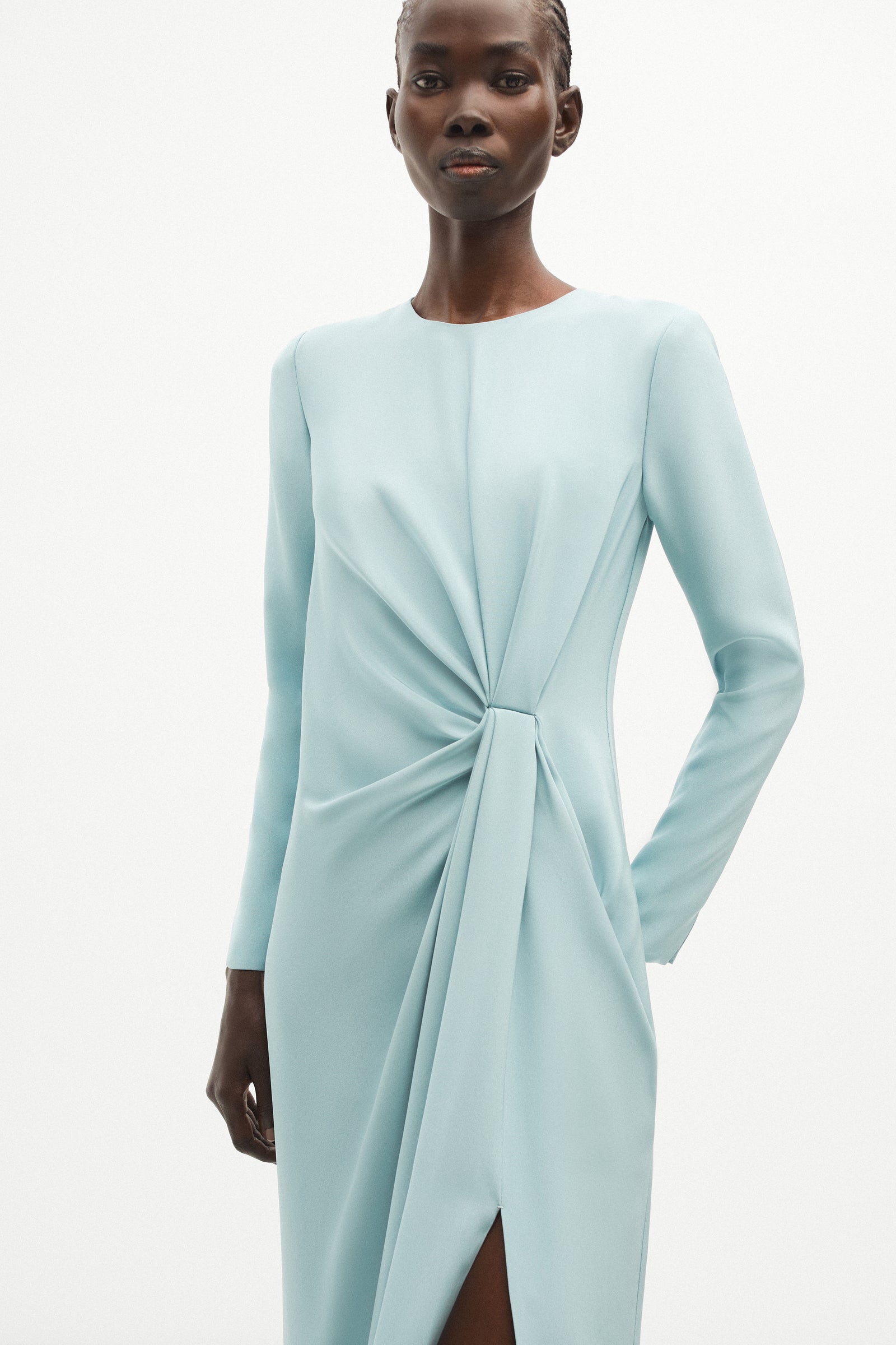 Resort 2025 - Model Image 25