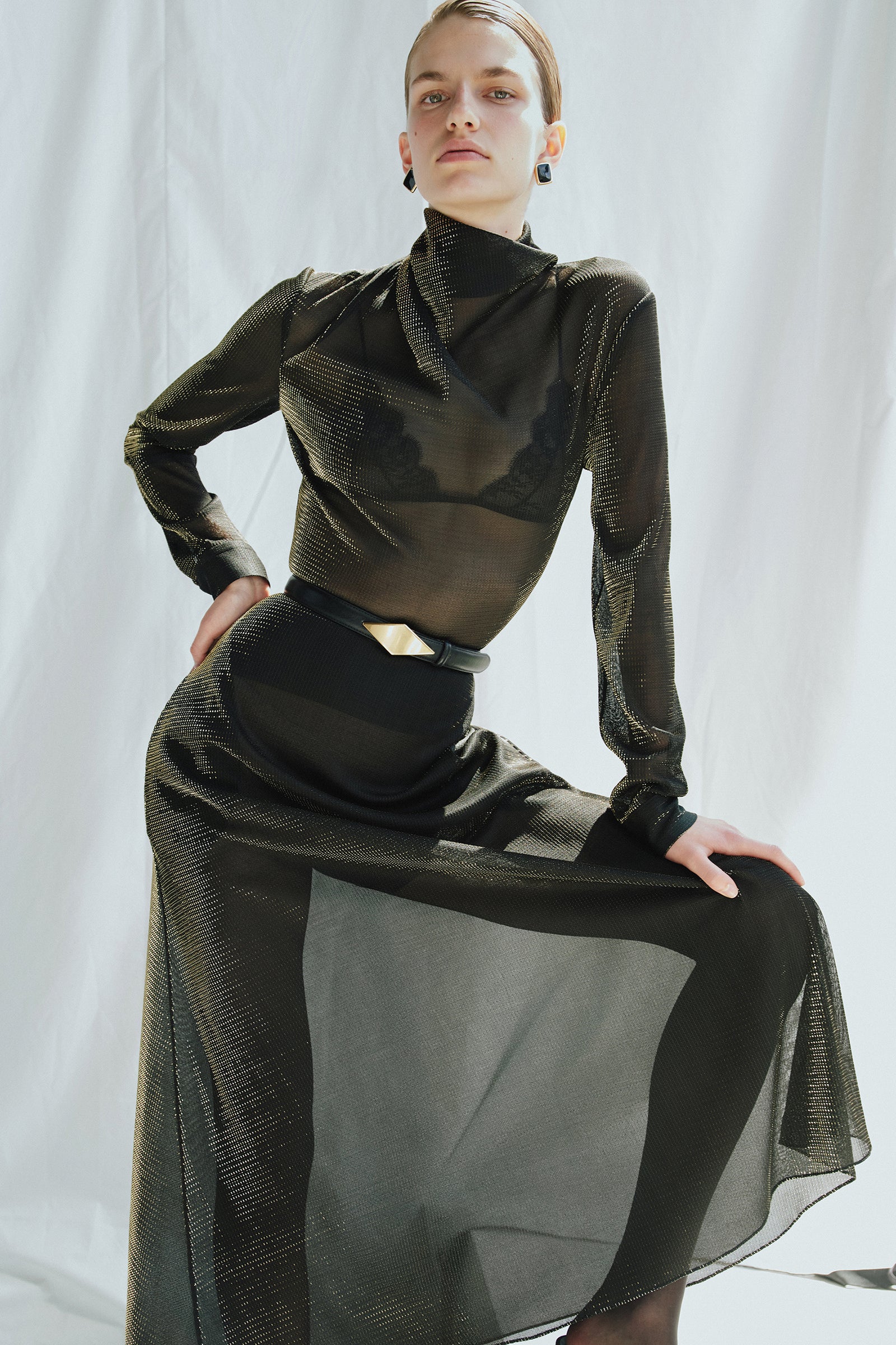 Resort 2027 - Model Image 32