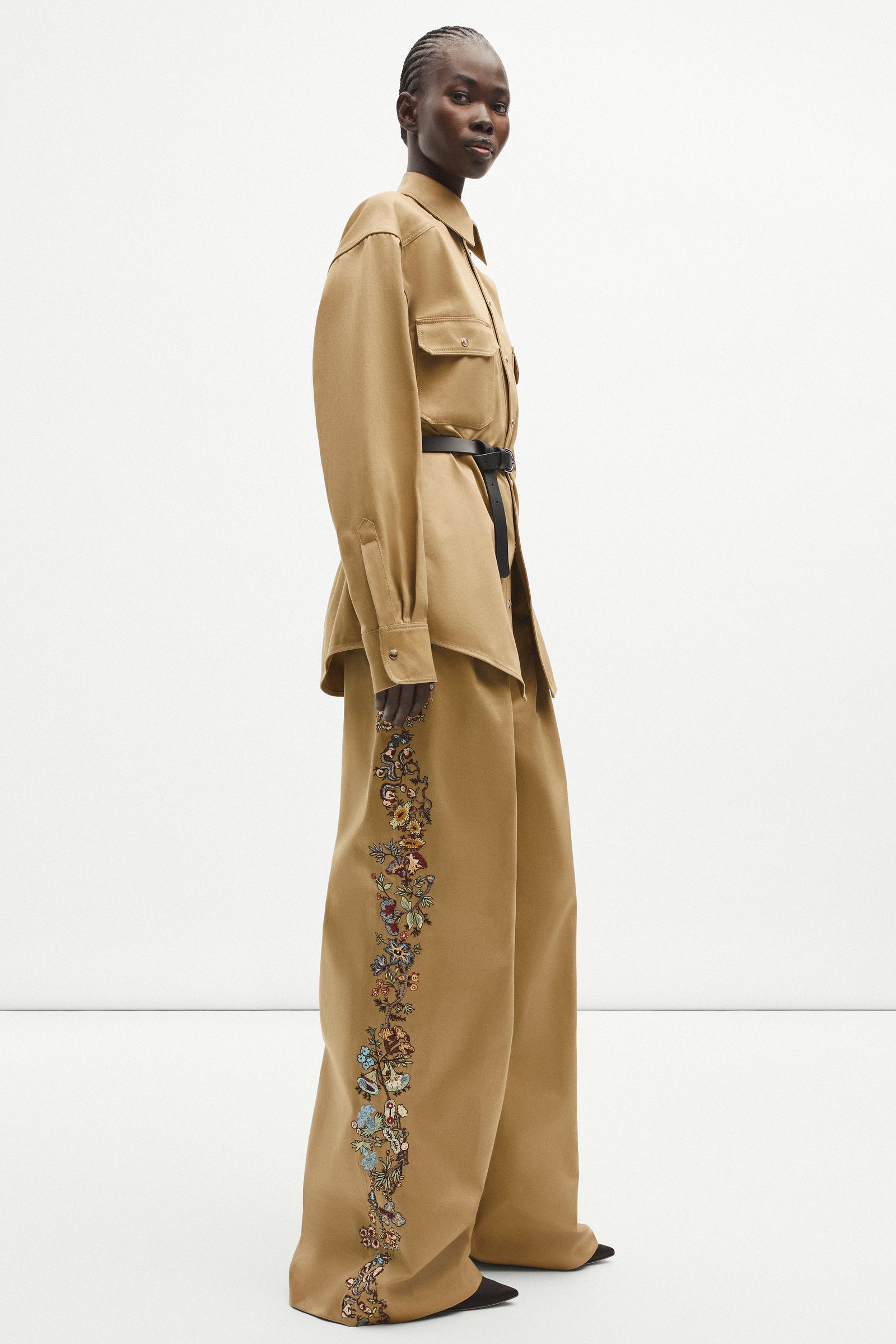 Resort 2025 - Model Image 5