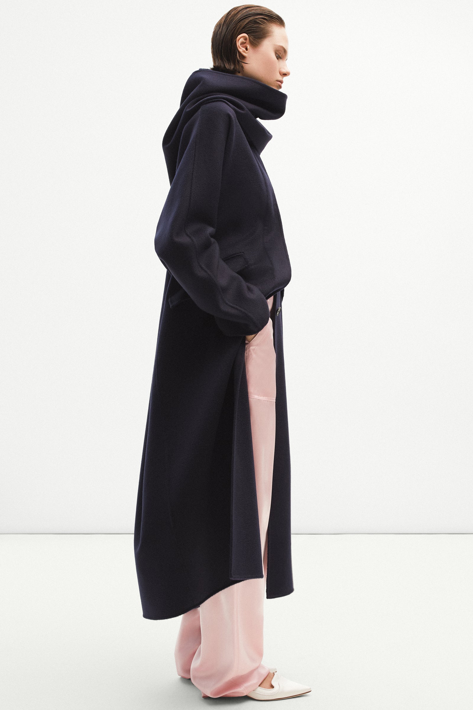 Resort 2025 - Model Image 8