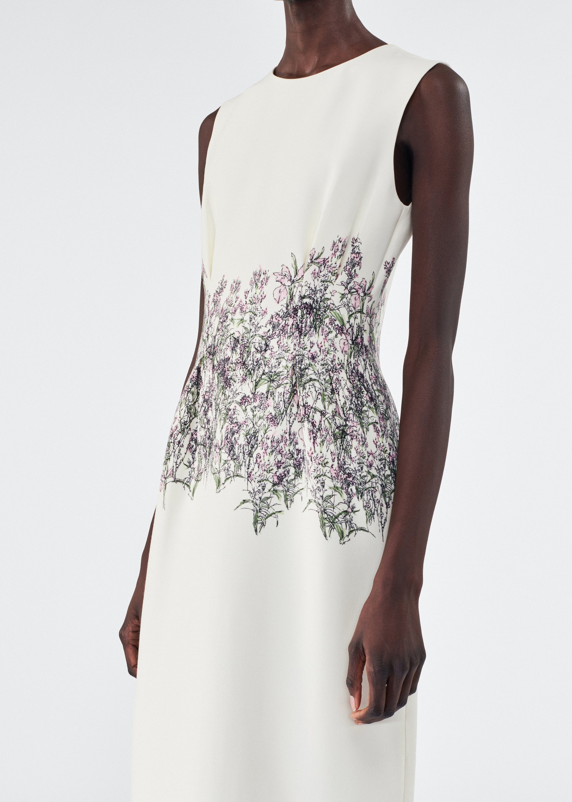 Close up of model wearing the Ophelia Dress in Printed Silk Wool in Rose/Ivory