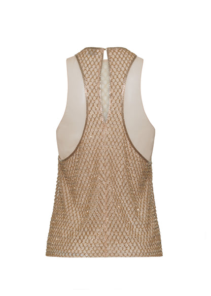 Ghost image back – Fable Top, P25110TU, Gold – Adam Lippes, P25 collection: The Fable Top in beaded tulle features intricate glass beading, a meticulous hand-done process that takes several days, arranged in the signature diamond motif for a striking visual effect. This new shape from the atelier combines fine craftsmanship with a clean, modern silhouette.