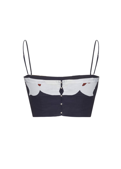 Ghost image back – bex top, P25143PV, black/white – Adam Lippes, P25 collection: Crafted from 100% cotton voile, the Bex Top showcases this season’s Sicily-inspired floral motif. The cropped silhouette offers a modern fit, while delicate straps and a clean neckline lend a minimalist touch. 